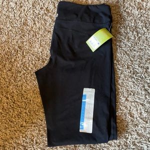 Black cropped leggings Sz. L